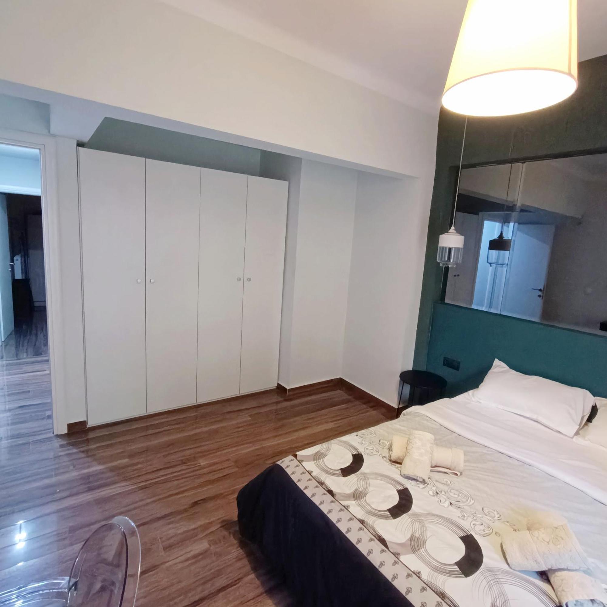 Luxury Apartment In The Heart Of The City. Szaloniki Kültér fotó